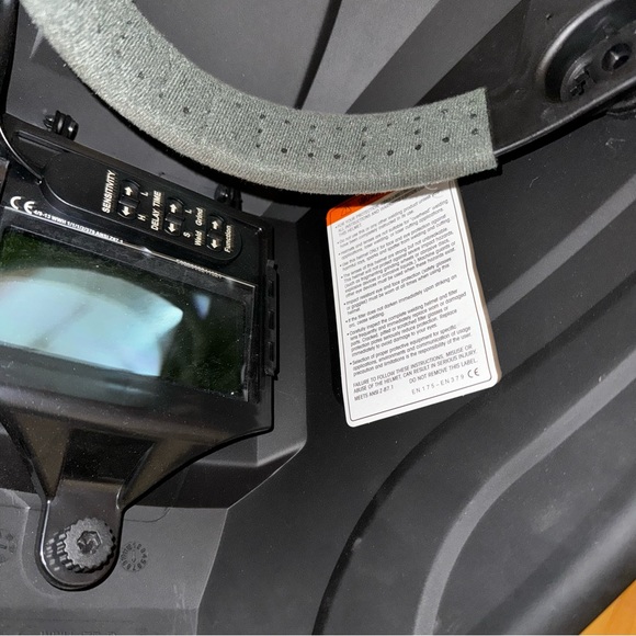 FORNEY EASY WELD BLACK MATTE AUTO-DARKENING FILTER (ADF) WELDING HELMET - Picture 5 of 5